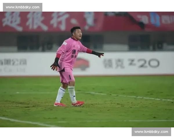 川超最忙门将刘宇航：带伤扑 23 次，直言要更积极守球门