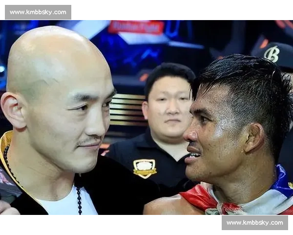 罗宾对决播求巅峰之战技术风格碰撞引爆拳坛热议世界级擂台荣誉之争